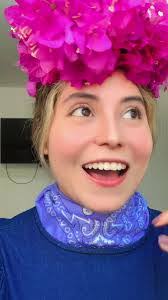 Megan Hubble's Instagram, Twitter & Facebook