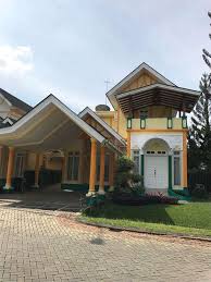 Conveniences include a wellness centre, a restaurant and a sunbathing terrace, as. Dijual Villa Kota Bunga Di Cipanas Puncak Dijual Rumah Apartemen 782367840