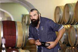 Joueur de rugby à xv, sébastien chabal est né à valence le 8 décembre 1977. Economie Sebastien Chabal Devient Vigneron A Quelques Kilometres D Avignon La Provence
