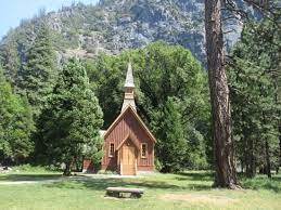 In yosemite valley, the area around sentinel meadow, the yosemite chapel, and yosemite valley lodge are favorite places to stop to look at yosemite falls. Beautiful Place For Service And Weddings Yosemite Valley Chapel Yosemite National Park Review Of Yosemite Valley Chapel Yosemite National Park Ca Tripadvisor