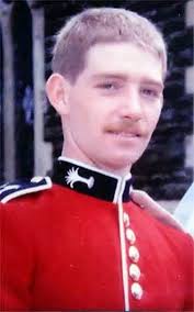 A devoted daughter has collected a medal of honour for the Falklands hero  father she never knew