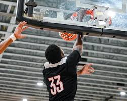 BOYS BASKETBALL: Lemon-Warren Wins Class 5A Player of the Year After  Season-Ending Injury One Year Ago