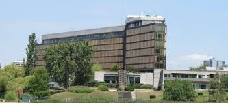 Du lundi au vendredi : Etrangers L Impossible Prise De Rdv A La Prefecture Du Val De Marne 94 Citoyens