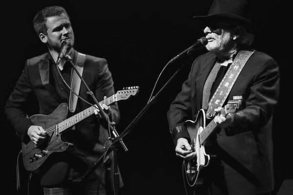Like Father, Like Son: Ben Haggard Proudly Carries His Father's Torch - The Country Note