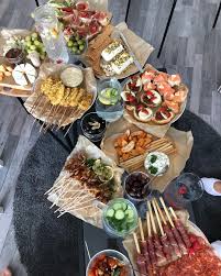 Labai Megstu Gaminti Bet Ne Visada Turiu Proga Si Karta Turejau Aciu Antmedineslenteles Uz Daugybe Ideju Skaniems Uzkandzi Aesthetic Food Food Cheese Board