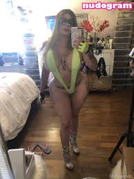Mollywoodz  mollyw00dz_rip  mollywoodz_ Гола изтичане OnlyFans снимка 17  - Nudogram v2.1