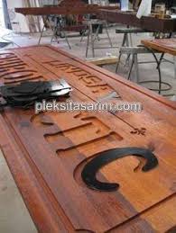 Pleksi Tasarimahsapoymatabela Ahsapkazima Cncahsapoyma Ahsaptabela Tabela Ahsap Tabela Dekor Urun Tasarimi