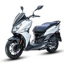 A scooter made for the city. Jet 14 50 Euro 5 Sym Motor
