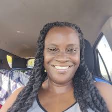 Happy 9th Wedding Anniversary to Ciara and Russell Wilson🥂