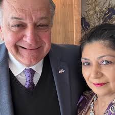 The Tank Museum has the last surviving example of a Boarhound. It was  designed by General Motors to meet British requirements for a heavy vehicle  suitable for desert conditions in 1942. Although