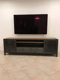 Meuble Banc Tv Industriel Usine Atelier L Or Du Temps Ldt Meuble Tv Meuble Tv Industriel Meuble De Television