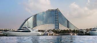 For A Luxury Stay In Dubai Discover The Jumeirah Beach Hotel In Dubai This 5 Star Luxury Hotel Offers Stunning Beachside Dubai Hotel Beach Hotels Dubai Tour