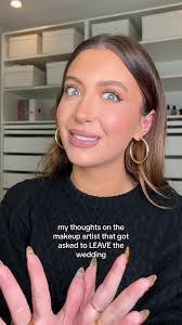 Maria Oakley's Instagram, Twitter & Facebook