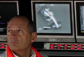 Dennis verjame v poštenost Alonsa