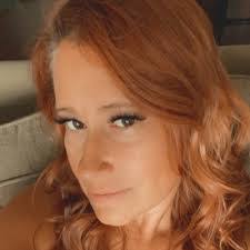 Dawn Lemay's Instagram, Twitter & Facebook