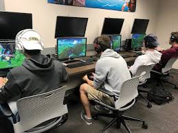 Business Nh Magazine Nh Colleges Bet On Esports
