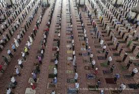 2.solat jumaat ialah solat dua rakaat dalam waktu zohor pada hari jumaat. Covid 19 Tidak Berdosa Tinggalkan Solat Jumaat Jika Tidak Terpilih Mufti Selangor Astro Awani