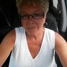 Has anyone used fence outlet to install a vinyl fence? Can you give me your  thoughts