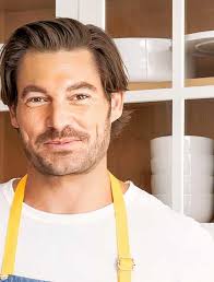 R.E.M. Has No Plans Of Reuniting And Michael Stipe Plans To Keep It That Way