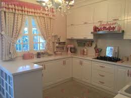 Nostaljik Esintili Zarif Ve Tatli Bir Mutfak Gozde Hanimin Mutfagi 1 Ev Gezmesi Ev Dekoru Dekorasyon Fikirleri Country Mutfak