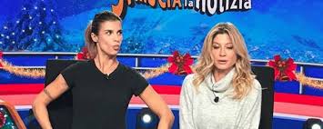 L'indiscrezione viene lanciata da novella 2000 e pare proprio che. Elisabetta Canalis E Maddalena Corvaglia Tornano A Striscia La Notizia Tvzap