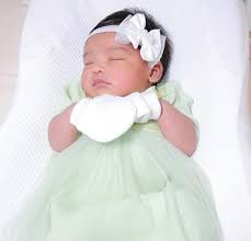Dimana dia intan payung saya intan payung saya yang comel pipi merah chan mali chan chan mali chan chan mali chan ketipung payung chan mali. Siti Aafiyah Si Comel Pipi Merah Home Facebook