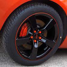 According to pricing information provided by thumbtack, the average price to do an entire set of wheels is typically between $400 to $700. Powder Coating Chicago Rim Repair