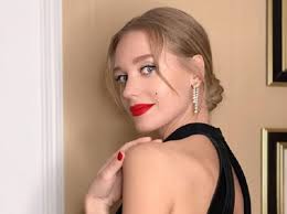 В личном микроблоге кристина опубликовала фото с площадки. Ej Hot 18 Est Kristina Asmus Primerila Na Sebya Obraz Shkolnicy Vgonit V Krasku Lyubogo Ukrainianwall Com