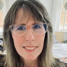 Wait. Whether you like or don't like Taylor, people getting twisted that  she's talking about Travis 'wood' are ignoring the fact that men have been  talking about female anatomy in music forever.