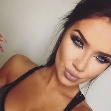 I dont want to end up wearing too much dark black sounds scary, but it will make your eyes pop and it wont look like youre wearing a lot. Pin On Maquillaje