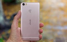 vivo Xplay5 Elite review: Edging in ...