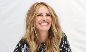 Features of an ideal smile 1. Julia Roberts Has Joined Instagram And We Re Ready For The Pretty Woman Tbts