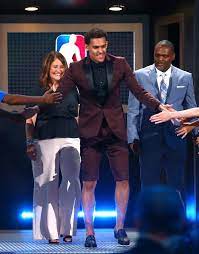 Taking a look at the good, bad and ugly from the fashion choices for the 2018 nba draft. The N B A Draft S Best Looks The New York Times