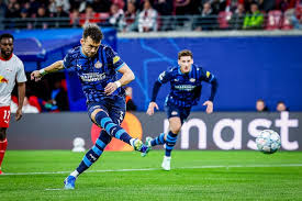 LIVE | PSV moest na gemiste penalty van Perisic even opletten, maar houdt RB Leipzig in de eerste helft van scoren af