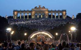 16,403 likes · 269 talking about this · 6,758 were here. Datei Sommernachtskonzert Schonbrunn 2012 01 Jpg Wikipedia