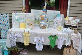 Baby Shower Gift Table Baby Shower Crafts Baby Shower Baby Shower Balloon Decorations