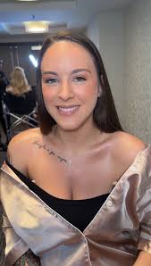 No Foundation Glam ✨, Learn how to create that flawless skin without the  look of wearing foundation in my 1:1 makeup classes! 💄, If you’re obsessed  with soft or full glam, this is for you 🩷, 📍 ...