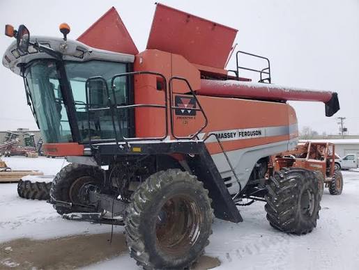 Massey Ferguson 9895 Combine