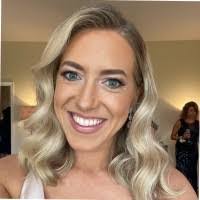 Jenny Erwin's Instagram, Twitter & Facebook