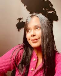 Veronica Gallego's Instagram, Twitter & Facebook