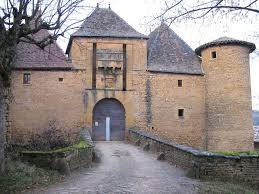Chateau De Jarnioux Jarnioux 69640 Lyonnais Chateau Le Manoir Chateau Medieval
