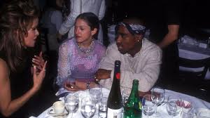 The official facebook of 2pac. Brief Luftet Geheimnis Darum Gab Tupac Shakur Madonna Den Laufpass Leute Bild De