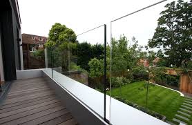 Framelessglass Balustrade To A First Floor Balcony To The Rear Of Residential Extension Www Iqglassuk Com Railing Design Glass Balustrade Glass Railing