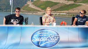 Im tv läuft die show üblicherweise in der nacht als wiederholung. Dsds Vom Sonntag Wiederholung Der Castingshow Online Und Im Tv News De