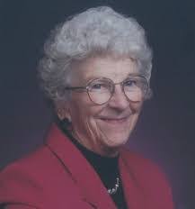 Doris Mott's Instagram, Twitter & Facebook