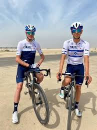 — chris froome (@chrisfroome) october 25, 2020. Chris Froome And Alex Dowsett Get The Old Sky C Team Back Together At Uae Tour Cyclingnews