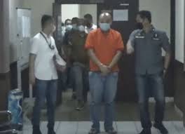 Pelaku bisa dikenakan pasa 351 tentang penganiayaan, terangnya. Ydognwgrx7crhm