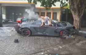 lamborghini street racing crash in indonesia leaves one pedestrian dead two wounded bhp cars performance supercar street racing super cars lamborghini