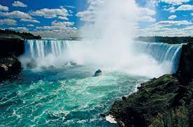 Niagara falls is a group of three waterfalls at the southern end of niagara gorge, spanning the border between the province of ontario in ca. Niagara Falls Facts Geology History Britannica