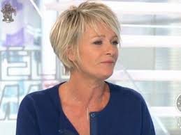 Sophie Davant 12n025 Jpg Cheveux Courts Coiffure Coupe De Cheveux Courte